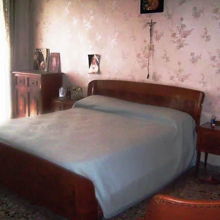 Apartment La Dimora Di Anna Naples
